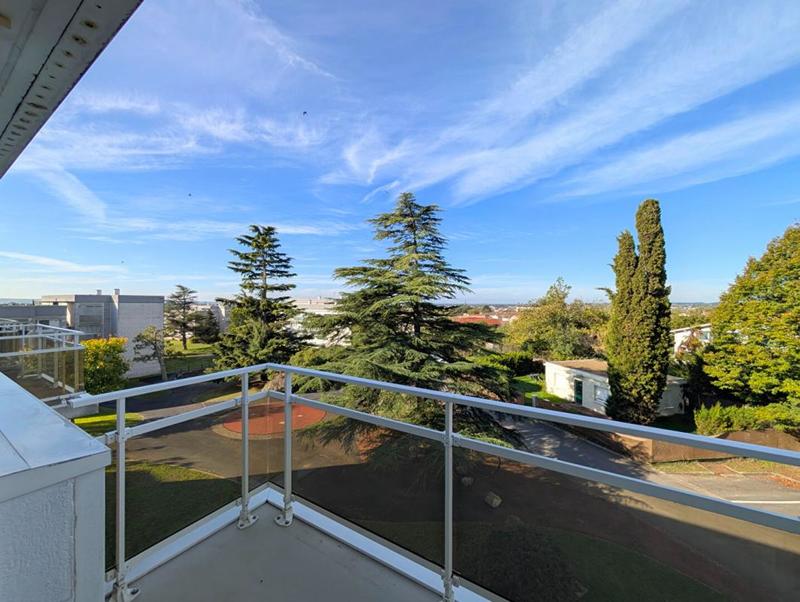 Appartement - 83 m² - 4 pièces