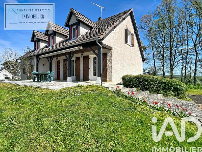 Maison - 159 m² - 7 pièces