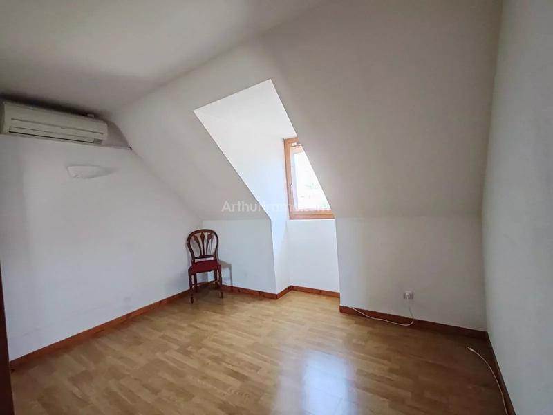 Maison - 121 m² - 7 pièces