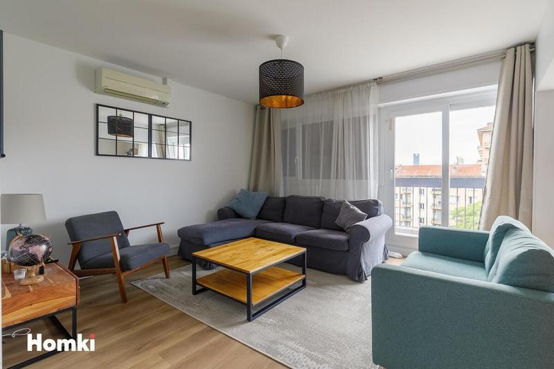 Appartement - 82 m² - 4 pièces