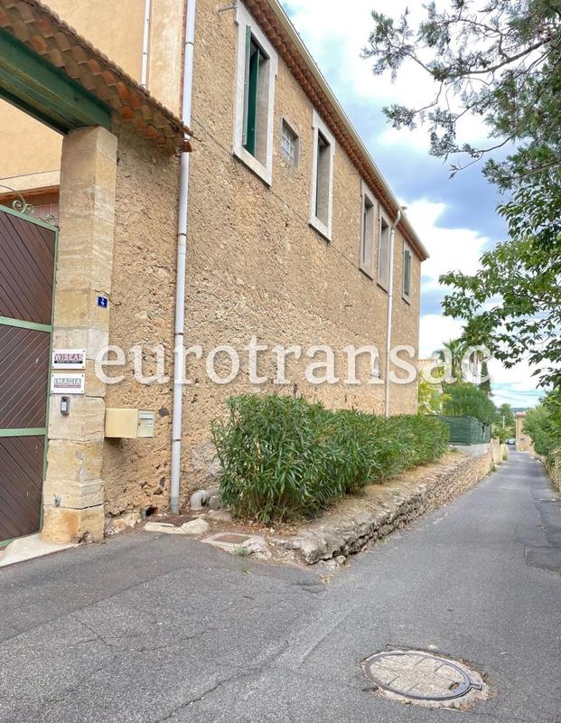 Bureau - 1 540 m² - 18 pièces