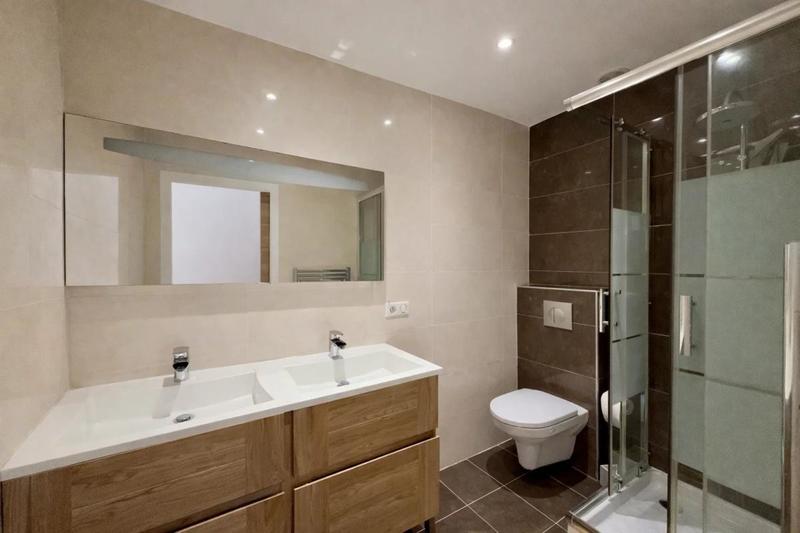 Appartement - 83 m² - 3 pièces