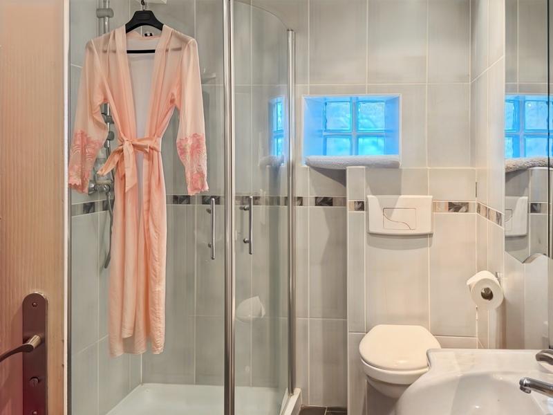 Maison - 387 m² - 8 pièces