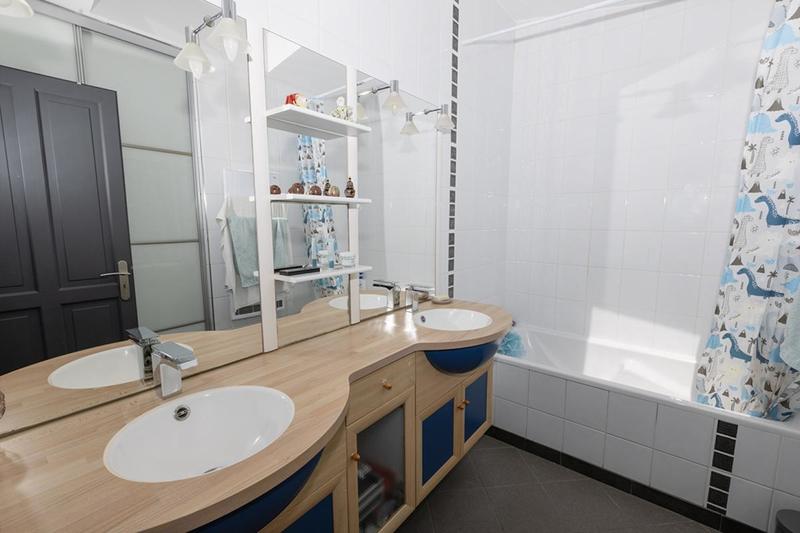 Maison - 125 m² - 5 pièces