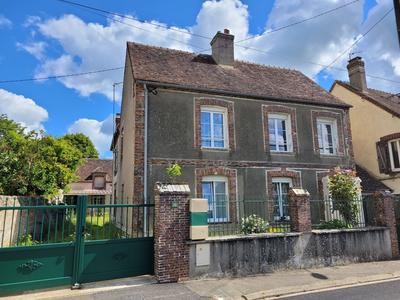 Maison ancienne - 184 m² - 6 pièces