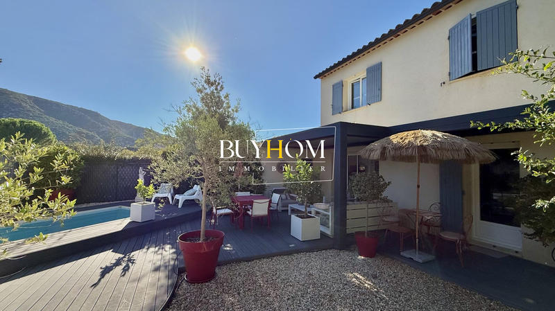 Maison - 87 m² - 4 pièces