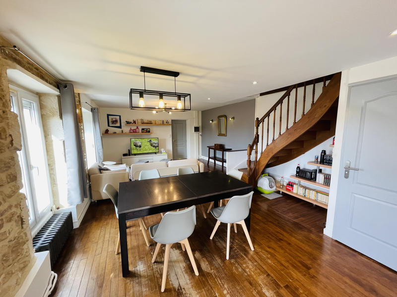 Appartement - 84 m² - 4 pièces