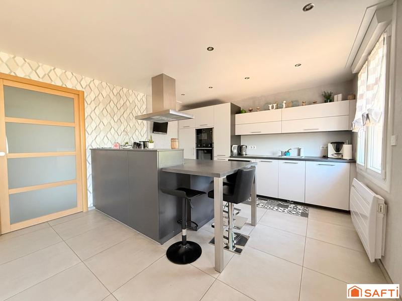 Maison - 108 m² - 5 pièces