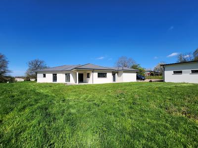 Maison - 150 m² - 5 pièces