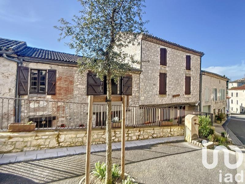 Maison de village - 110 m² - 6 pièces