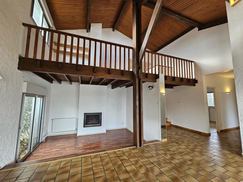 Maison - 139 m² - 5 pièces
