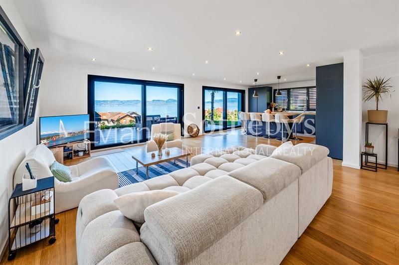 Maison - 171 m² - 6 pièces