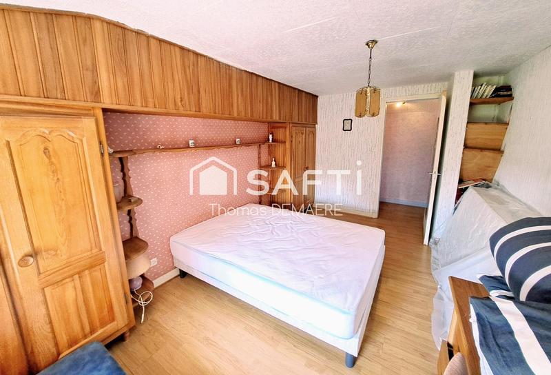 Maison - 214 m² - 8 pièces