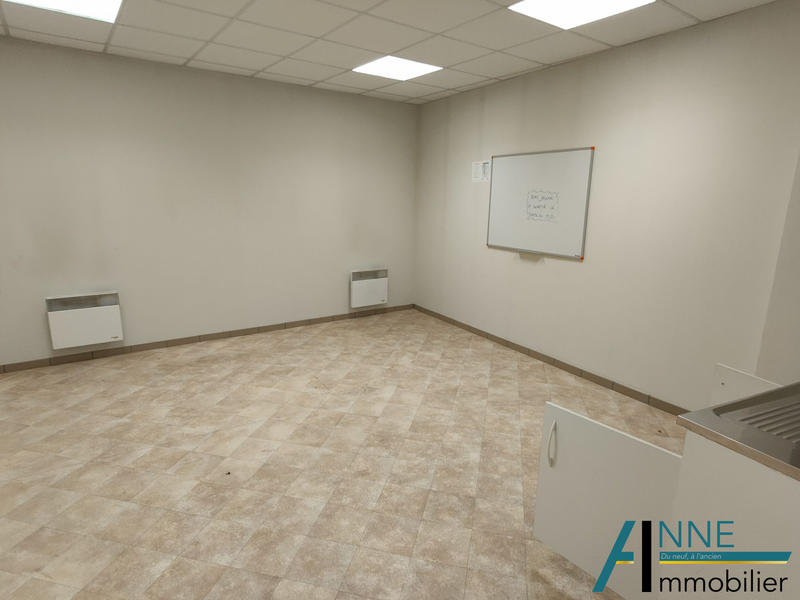 Local commercial - 115 m²