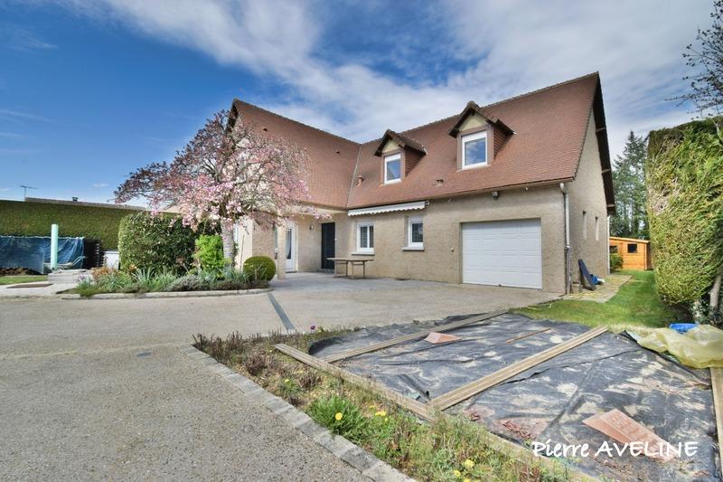 Maison - 165 m² - 6 pièces