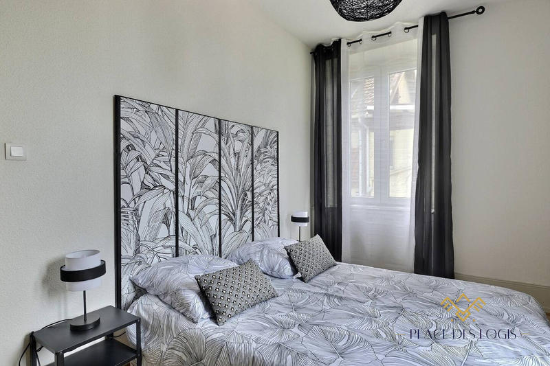 Appartement - 77 m² - 4 pièces