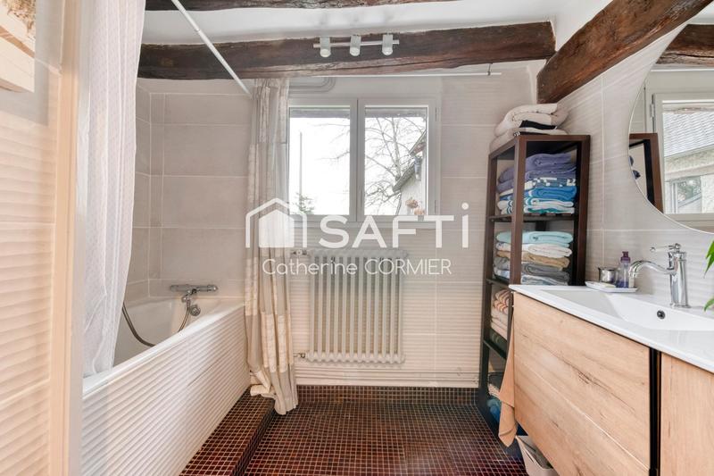 Maison - 215 m² - 8 pièces