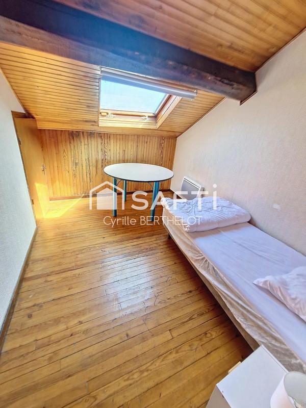 Maison - 150 m² - 8 pièces