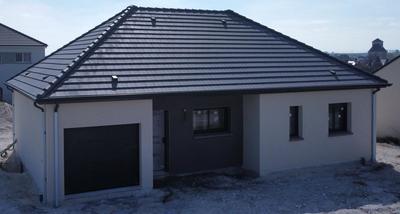 Maison - 90 m² - 5 pièces