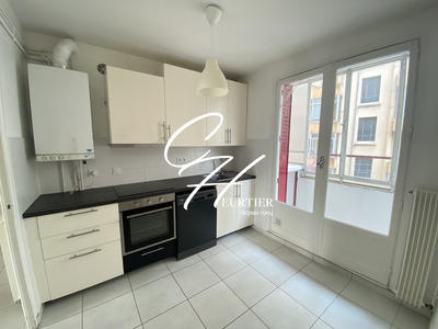 Appartement - 61 m² - 3 pièces