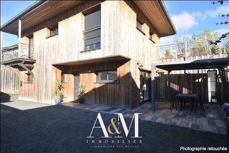 Maison - 148 m² - 6 pièces