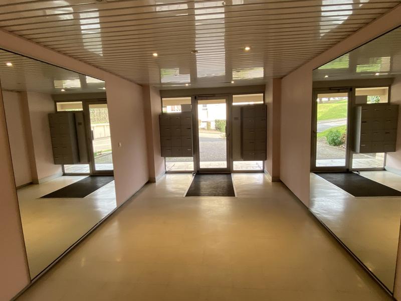 Appartement - 81 m² - 4 pièces