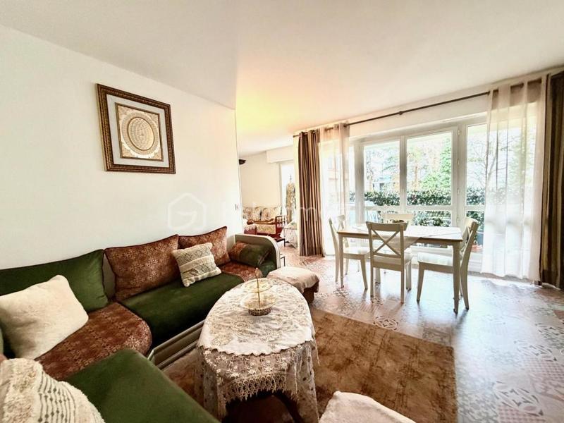 Appartement - 96 m² - 5 pièces