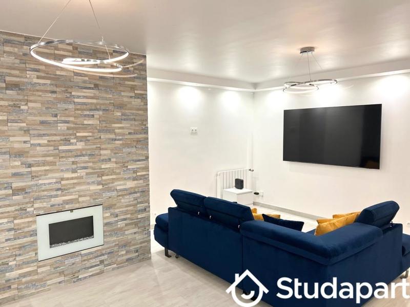 Chambre - 11 m² - 1 pièce