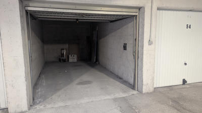 Parking / Garage - 15 m²