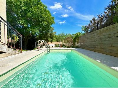 Villa - 141 m² - 6 pièces