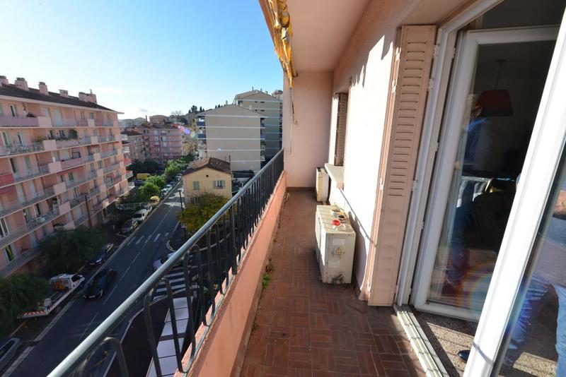 Appartement - 74 m² - 3 pièces