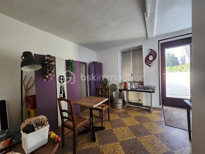 Local commercial - 208 m² - 7 pièces