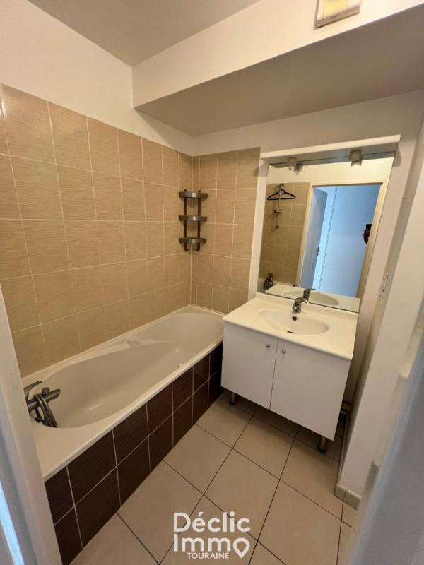 Appartement - 75 m² - 4 pièces