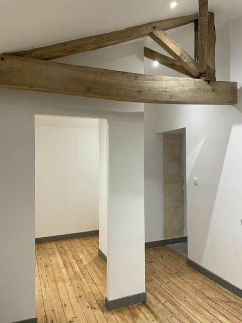 Maison - 280 m² - 6 pièces