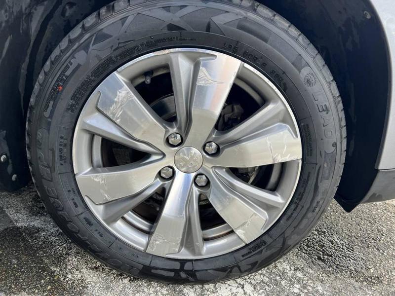 Peugeot 2008 1.2 Puretech 82 Allure