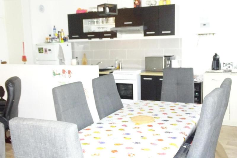 Appartement - 79 m² - 5 pièces