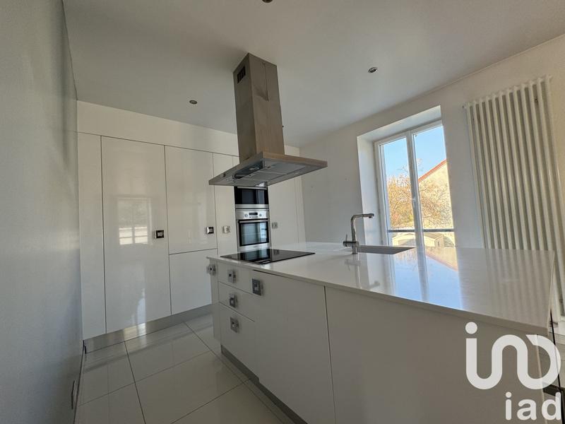 Maison - 162 m² - 8 pièces