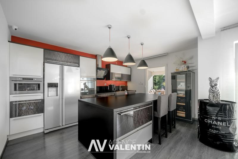 Maison - 142 m² - 6 pièces