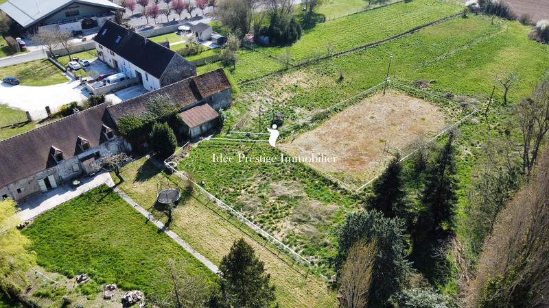 Maison - 241 m² - 8 pièces