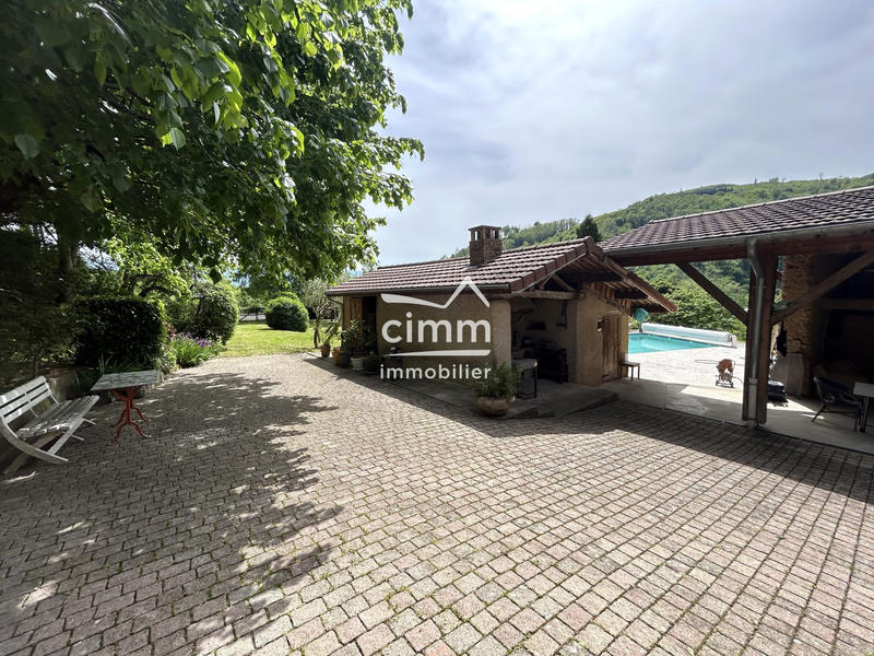 Maison ancienne - 160 m² - 4 pièces