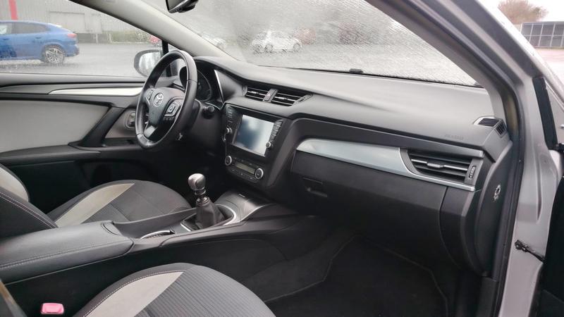 Toyota Avensis II 1.8 Vvt-i 147 Dynamic