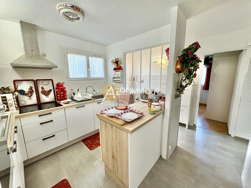 Maison - 211 m² - 9 pièces