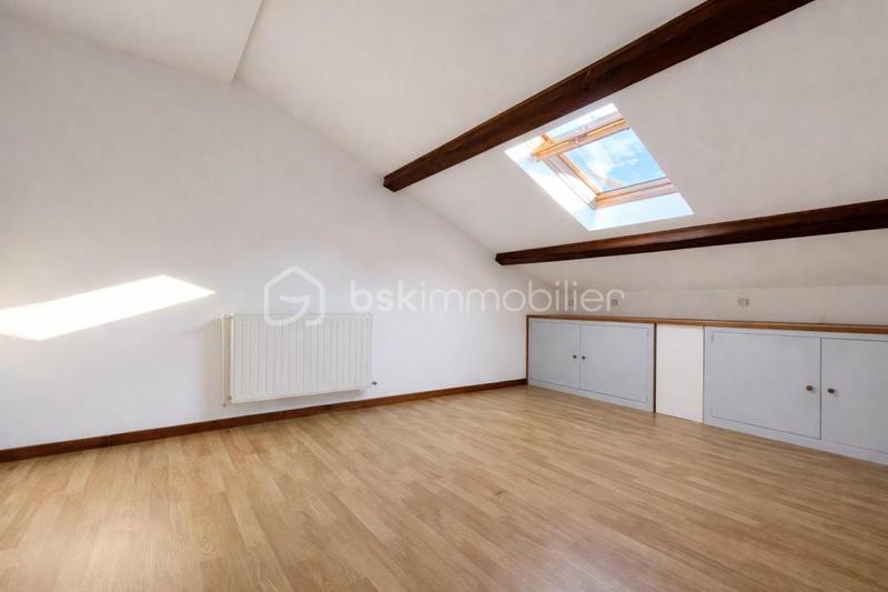 Maison traditionnelle - 131 m² - 5 pièces