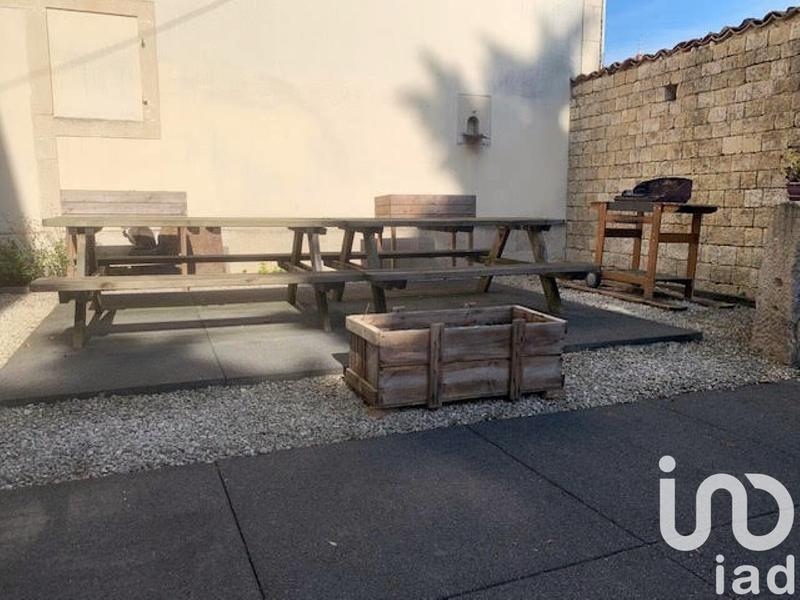 Maison - 300 m² - 6 pièces