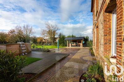 Maison - 165 m² - 9 pièces