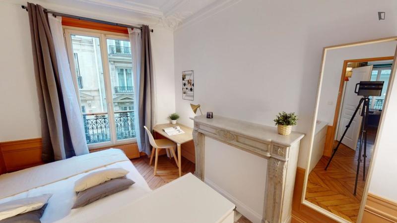 Chambre - 10 m² - 4 pièces