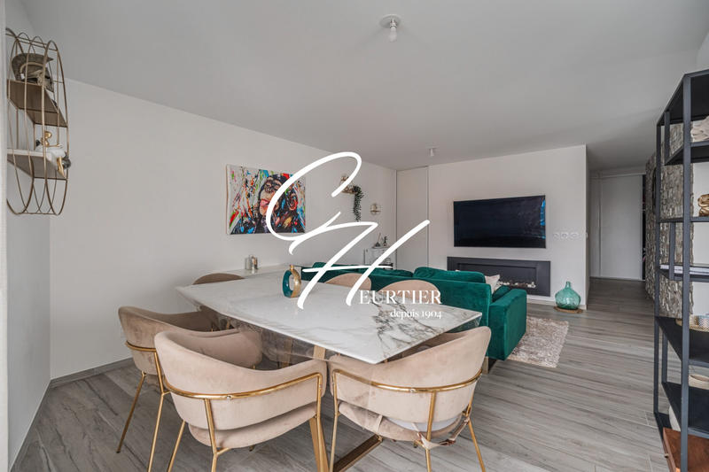 Appartement - 83 m² - 4 pièces