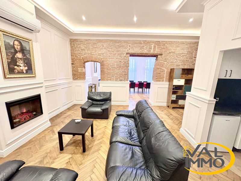 Appartement - 72 m² - 2 pièces