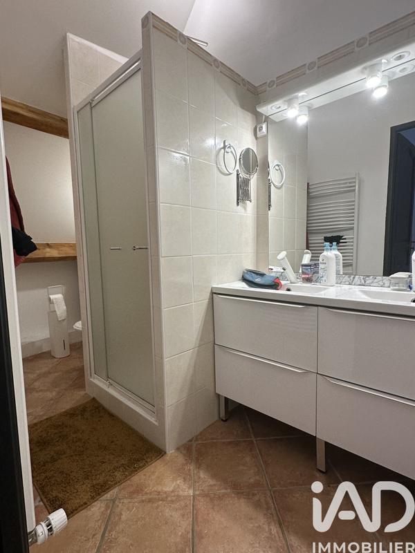 Maison - 234 m² - 8 pièces