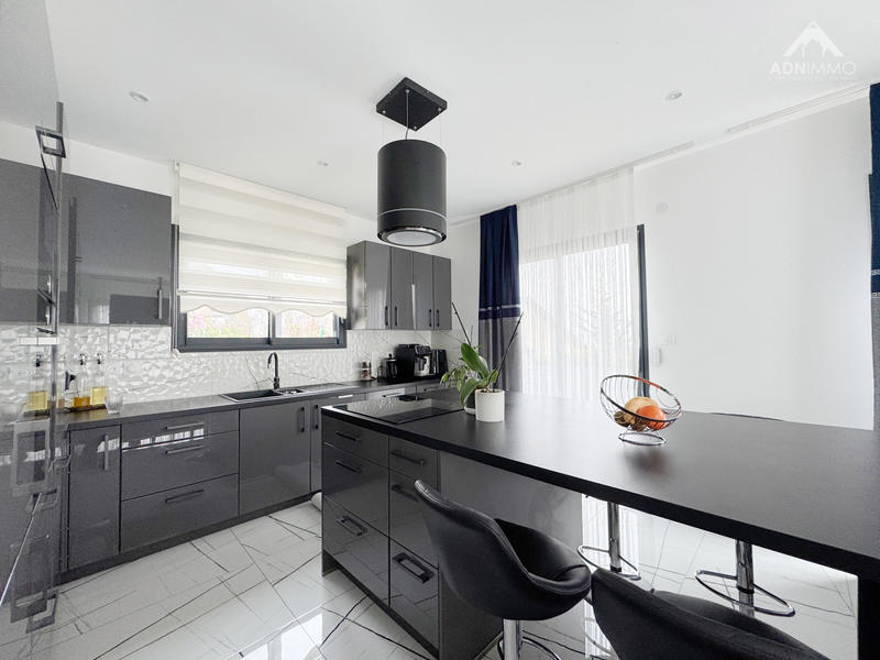 Maison - 115 m² - 5 pièces